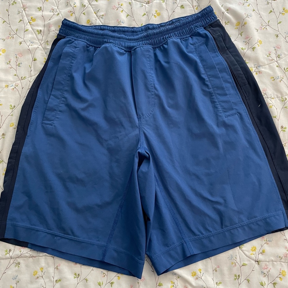 Men’s Lululemon Shorts Size M